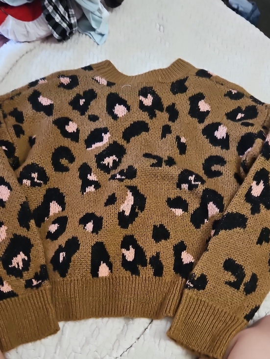 Sweaters - Cozy Tan Leopard-Print Sweater with Pink Accents